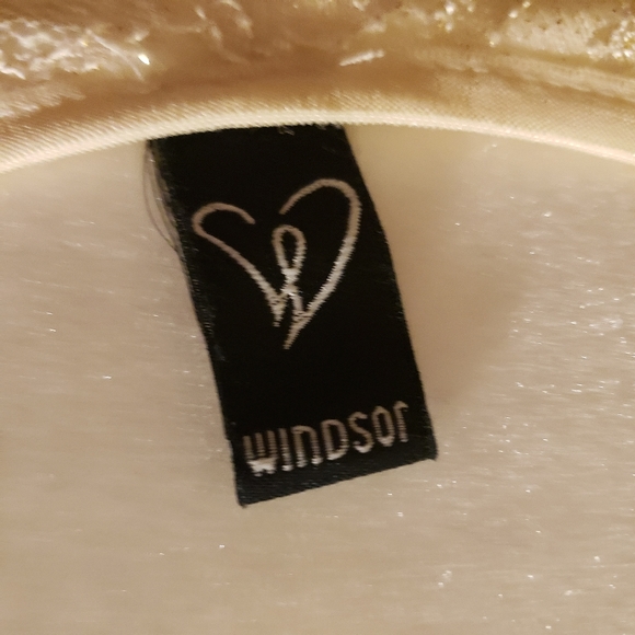 Windsor Lace Sheath Dress Junior's Medium Cream - Picture 5 of 10